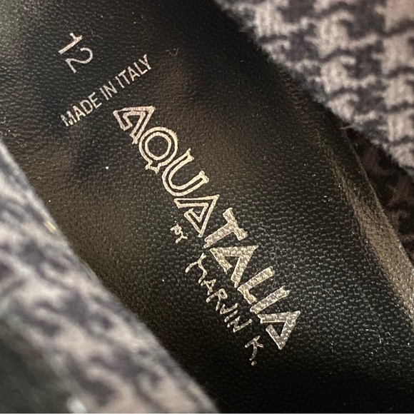 Aquatalia Gray Leather Heeled Ankle Boots Booties Moto Buckle: 12 - Picture 10 of 10